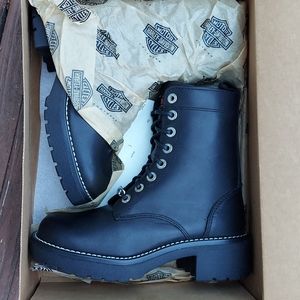 New in box Harley Davidson boots size 6M